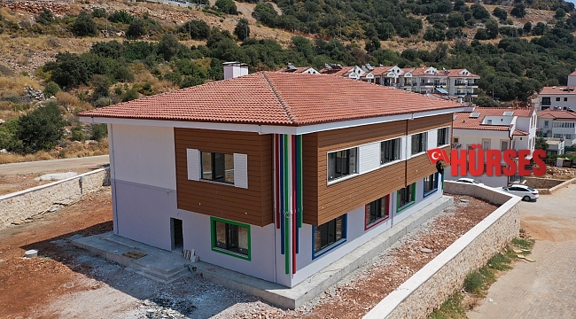 Kaş'ta inşa edilen kreş açılmak için gün sayıyor