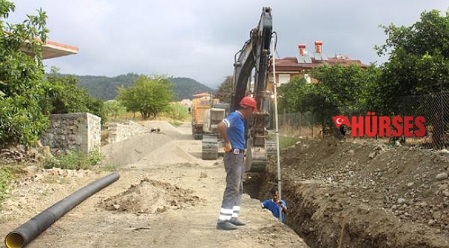 Kemer Göynük'te yeni imar yollarına kanalizasyon