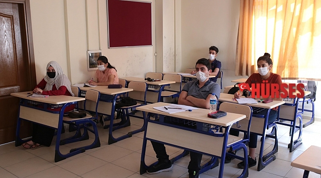 Kepez'de YKS kursuna katılan 150 öğrenci, üniversiteli oldu