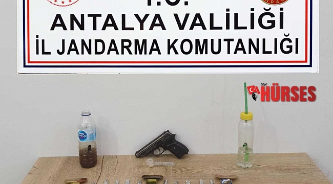 Manavgat'ta pansiyona uyuşturucu operasyonu: 2 gözaltı