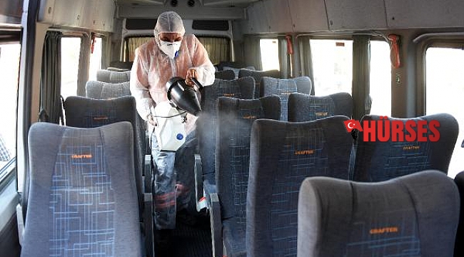 Muratpaşa Belediyesi servis araçlarını dezenfekte etti