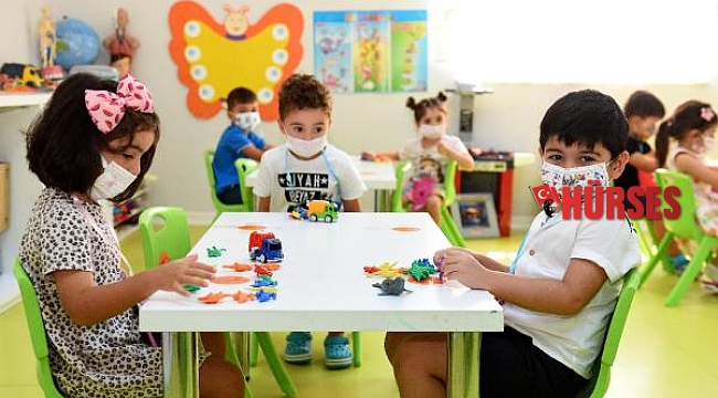 Muratpaşa kreşlerinde ilk gün heyecanı