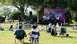 Müzisyenlere büyük destek