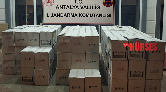 Otel deposunda bin 498 litre kaçak içki ele geçirildi