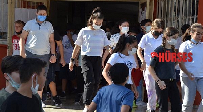 Serik'te ders zili çaldı