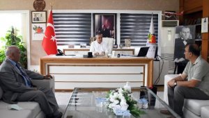 THK'dan Başkan Topaloğlu'na teşekkür plaketi