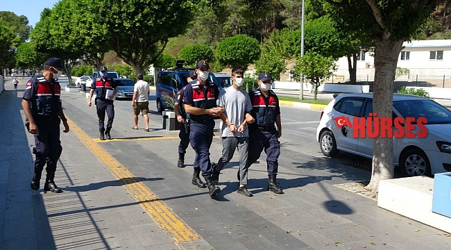 5 yıldızlı otelin temizlik görevlisi güvenlik görevlisini bıçakla yaraladı