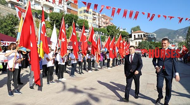 Alanya'da Cumhuriyet Bayramı coşkusu