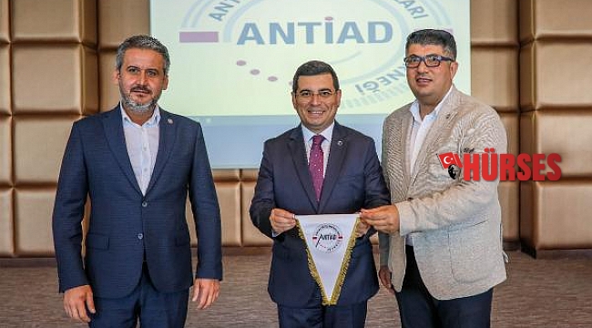 ANTİAD'ın konuğu Tütüncü oldu