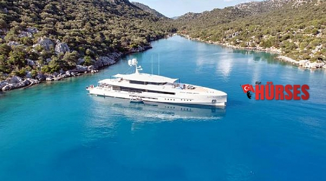 Dünyaca ünlü lüks yat 'Endeavour 2' Kekova'da
