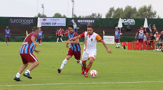 Efsaneler Kupası ile futbol efsaneleri Antalya'da