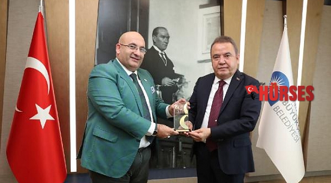Gençlik Kampı Projesi halk oylamasıyla birinci