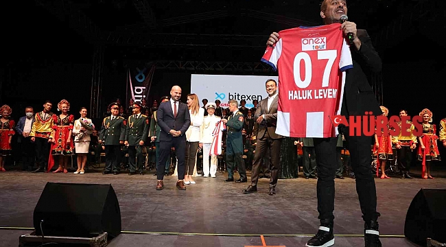 Haluk Levent, Antalyaspor için sahneye çıkacak