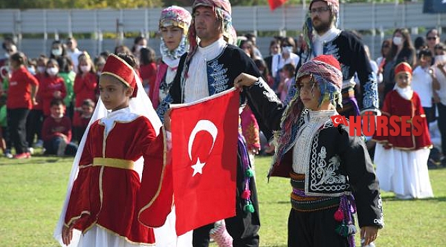 Kemer'de Cumhuriyet Bayramı coşkuyla kutlandı