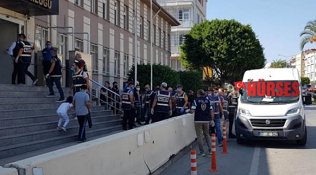 Manavgat'ta 'Yıldırım' operasyonu: 18 gözaltı
