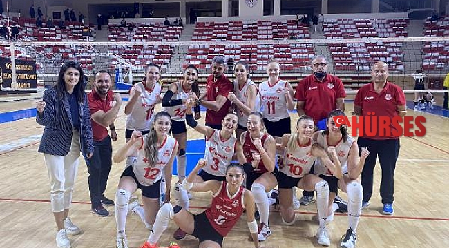 Muratpaşa'nın Sultanları galibiyet serisine devam ediyor