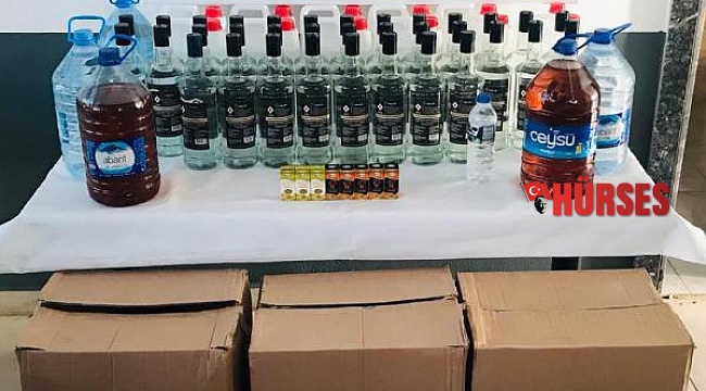 Mutfağını sahte içki imalathanesine dönüştürdü