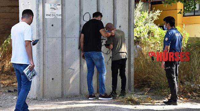 Polis, üstgeçit hırsızlarının peşinde