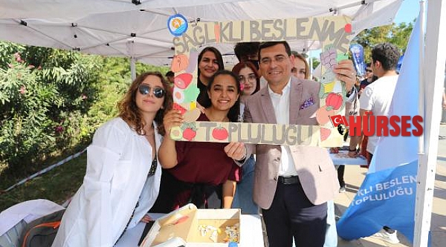 Tütüncü'den AÜ öğrencilerine teşekkür