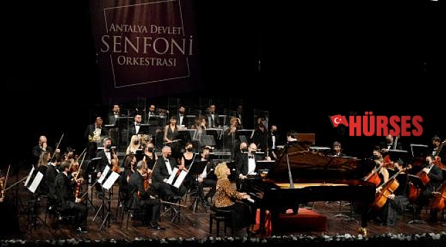 Antalya piyano sesiyle yankılandı