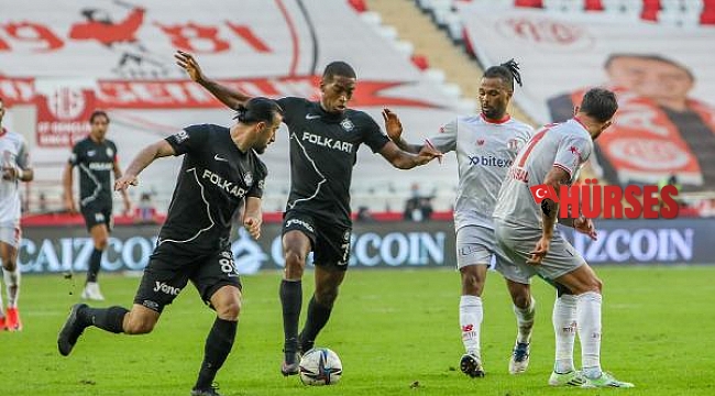Antalyaspor'dan bu sezon bir ilk