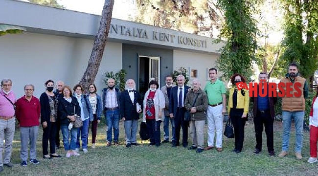 Kent Konseyi: Okul giriş-çıkış saatleri yeniden düzenlenmeli