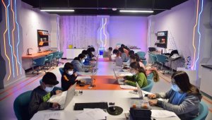 Kepez'den öğrencilere ara tatilde 'Bilim ve Teknoloji Kampı'