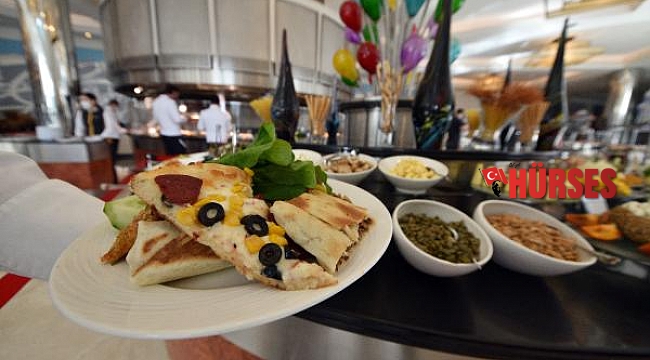 Pandemi döneminde açık büfe restoranlarda israf yüzde 40 azaldı