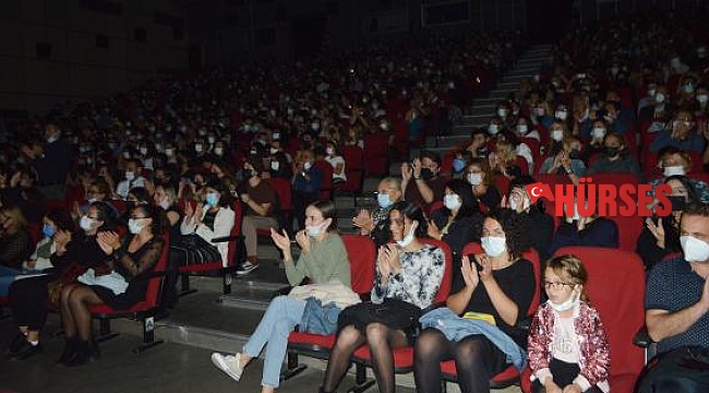 'Romeo ve Juliet'e alkış yağdı
