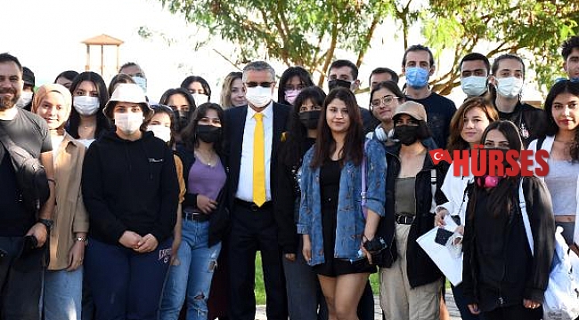 Üniversite öğrencileri Kemer&#039;i gezdi