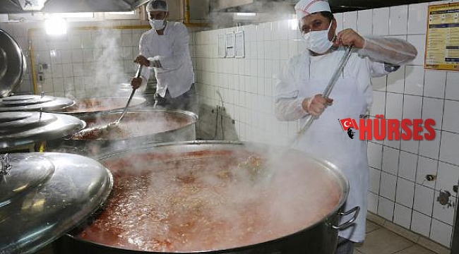 Akdeniz Üniversitesi yemekhanesinden Yörük menüsü