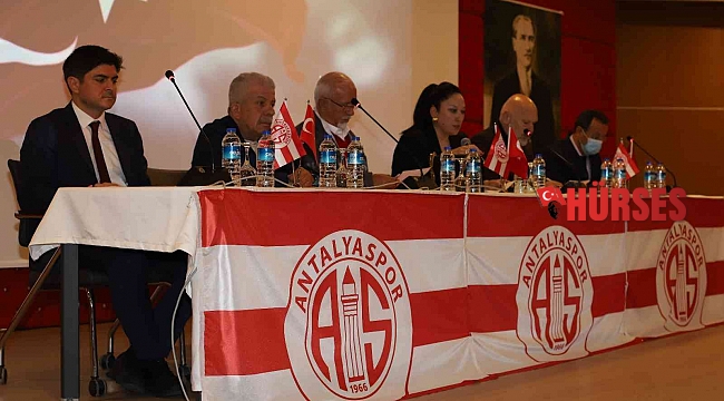 Antalyaspor Başkanı Çetin: "Hedefimiz az borç, çok başarı"