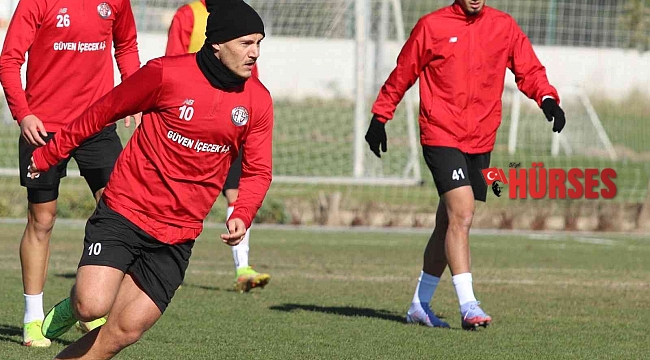 Antalyaspor, Galatasaray maçı hazırlıklarına başladı