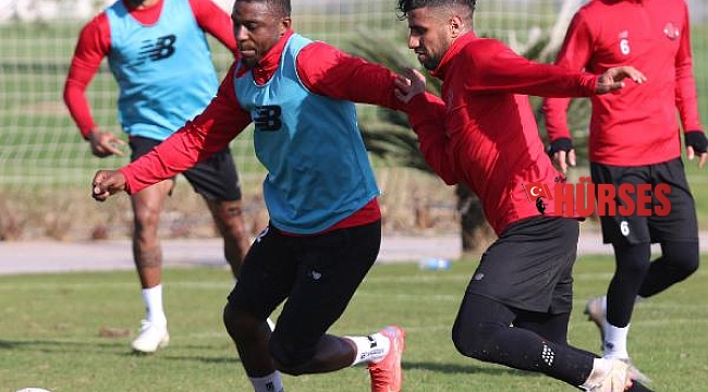 Antalyaspor'da eksikler can sıkıyor
