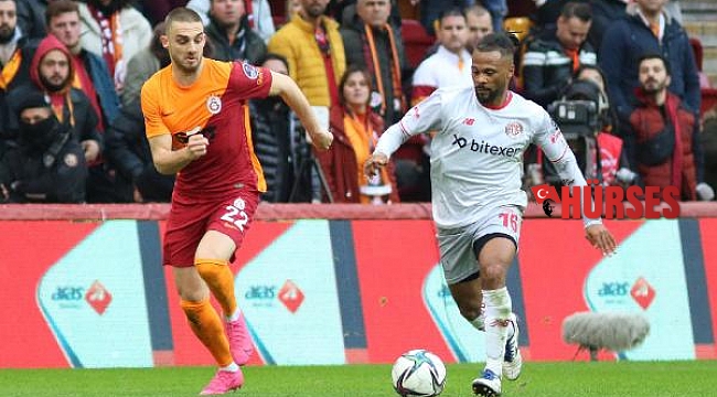 Antalyaspor'da ilk yarının yıldızları Nuri Şahin ile Fredy
