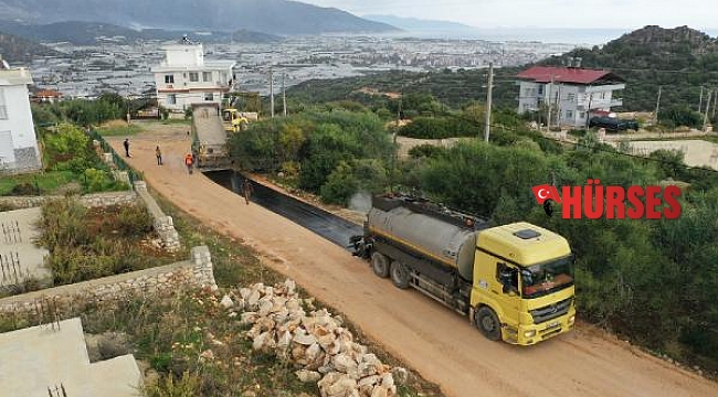 Bozdağ yolları asfalta kavuştu
