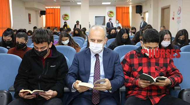 Cumhuriyet Başsavcısı İnal, öğrencilerle birlikte kitap okudu