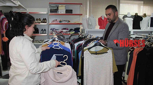 Döşemealtı 'Sosyal Market' ihtiyaç sahipleriyle buluşuyor