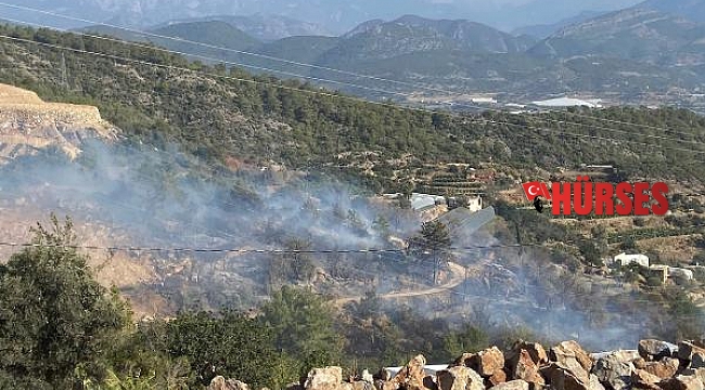 Gazipaşa'da bozuk ormanlık alan yangınında 1 ev küldü