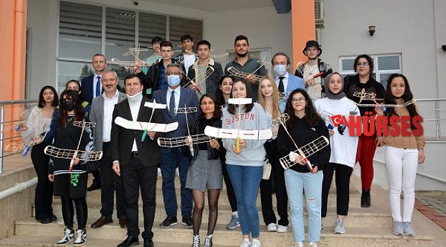 Gazipaşa'da model uçak kursiyerleri sertifika aldı