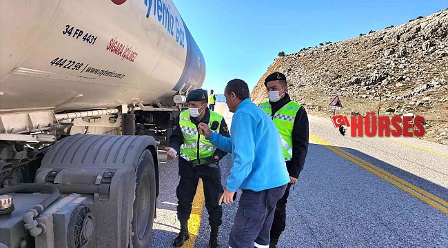 Jandarmadan 'kış lastiği' denetimi