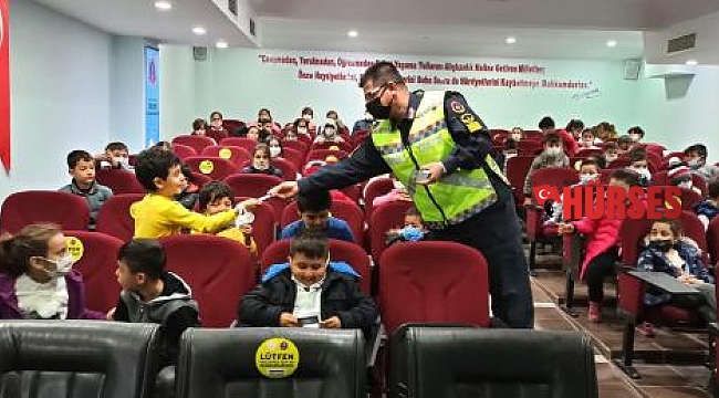 Jandarmadan okullarda trafik eğitimi