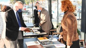 Kemer'de yaşayan sanatçılar bir araya geldi