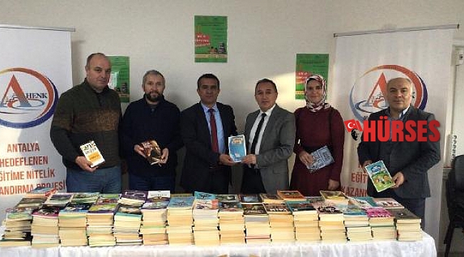 Korkuteli'de kütüphanesiz okul kalmayacak