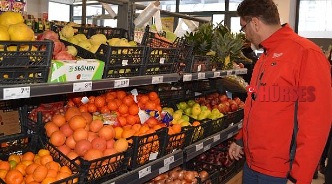 Korkuteli'de zincir marketler denetlendi