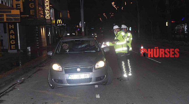 Manavgat'ta yılbaşı öncesi 57 personelle trafik denetimi