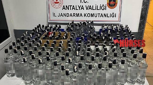 Market rafında sahte bandrollü içki ele geçirildi