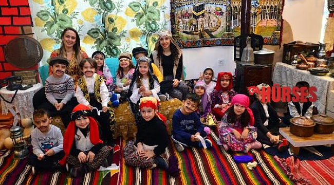 Minik öğrencilerden yerli malı kutlaması