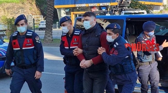 Otobüs şoförünü demir çubukla hastanelik etti