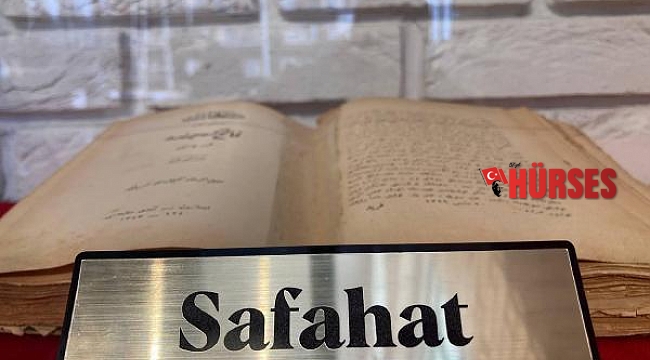 Safahat, Cemil Meriç Kütüphanesi'nde sergileniyor